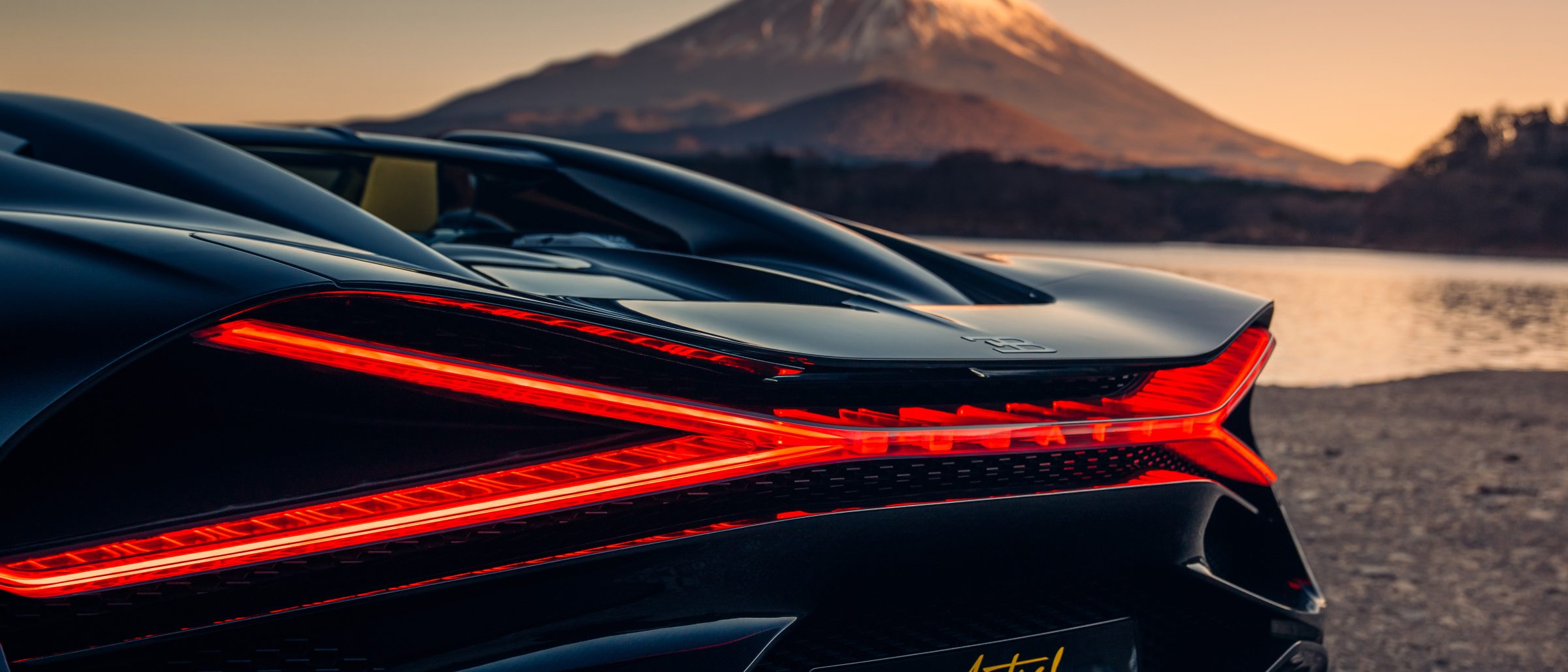 W16 Mistral