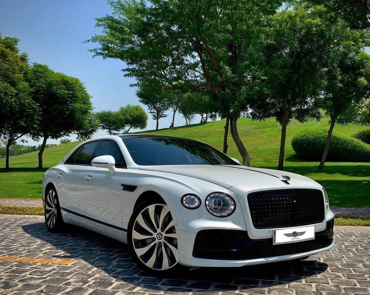 Flying Spur 1st Edition W12 2020